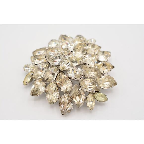 Vintage Crystal Flower Pin Brooch Rhinestone Baguette Large Silver Shiny Bin5A - Picture 4 of 12